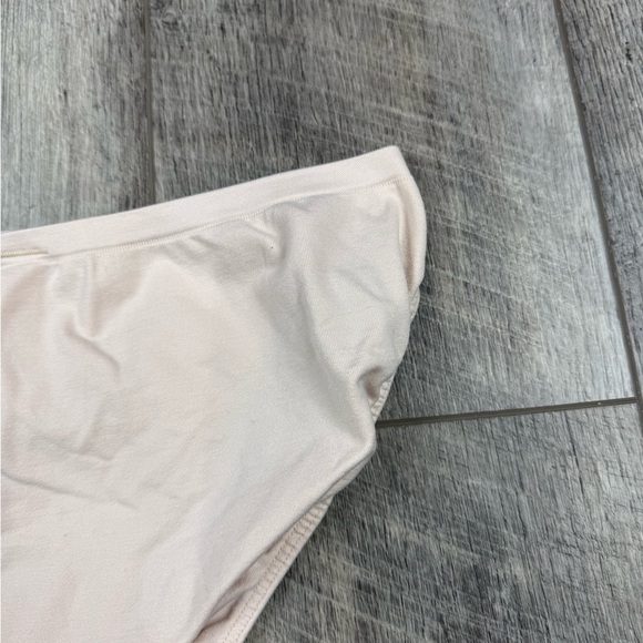 VS Nude Bikini Underwear - Picture 10 of 10